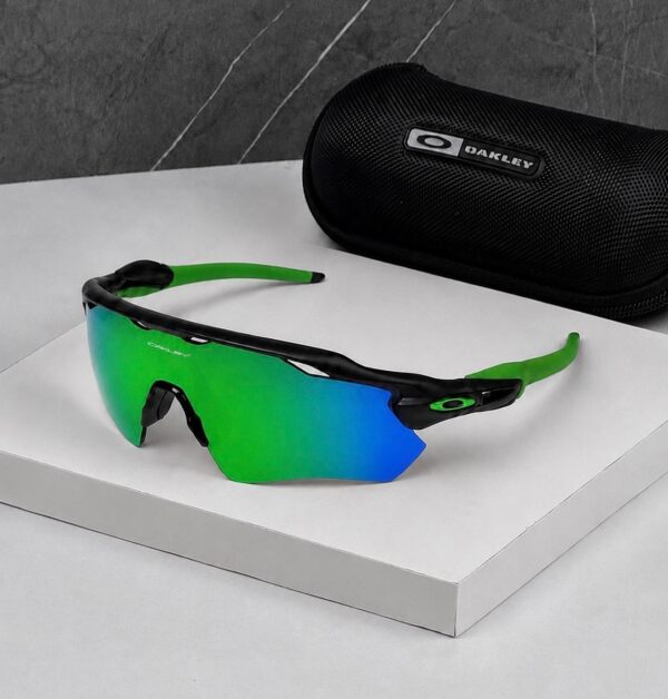 d94c2568-1445-47f3-a58f-9d589f09b1ba