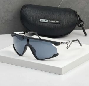 Sports Edition BXTR (Black-Black) UV- 400 Protection
